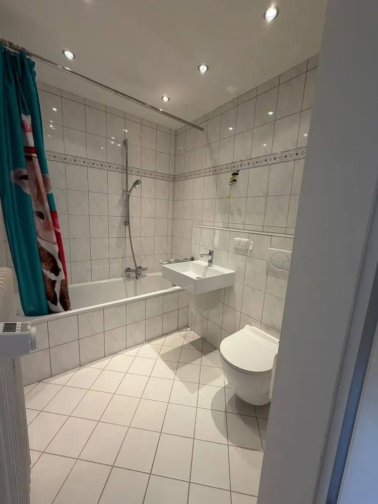 3 Zimmer Wohnung mit 76 m² in Wiesbaden – Bild 2