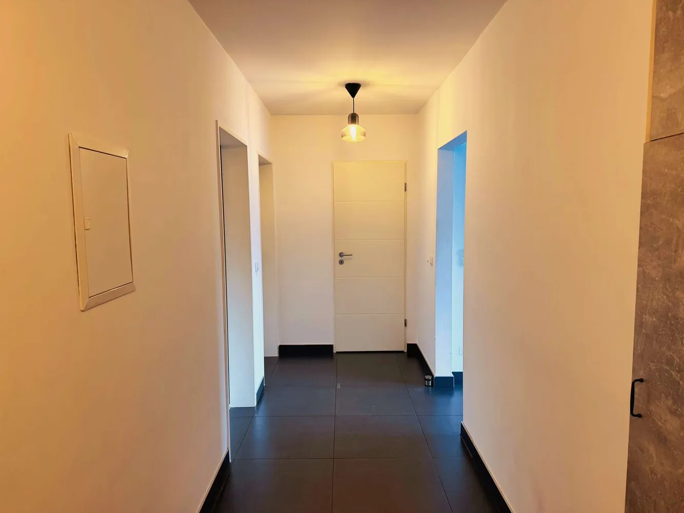 3 Zimmer Wohnung mit 93 m² in Köln – Bild 2