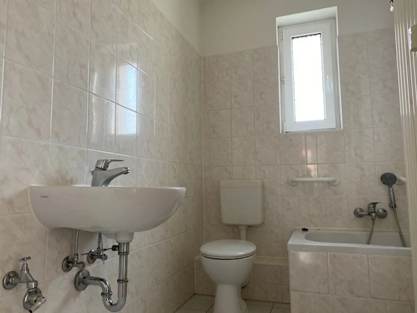 3 Zimmer Wohnung mit 56 m² in Bitterfeld-Wolfen – Bild 6