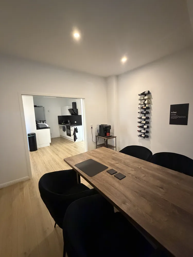 4 Zimmer Wohnung mit 95 m² in Hannover – Bild 2