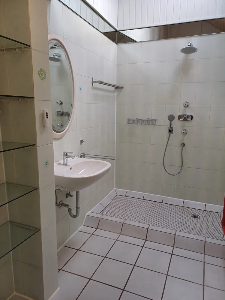 2 Zimmer Wohnung mit 72 m² in Wiesbaden – Bild 9