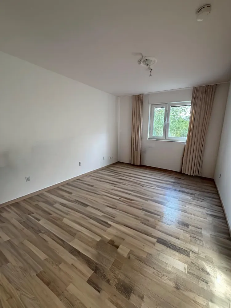 3 Zimmer Wohnung mit 92 m² in Frankfurt am Main – Bild 6