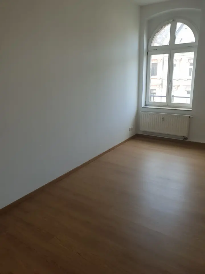 3 Zimmer Wohnung mit 63 m² in Halle (Saale) – Bild 2