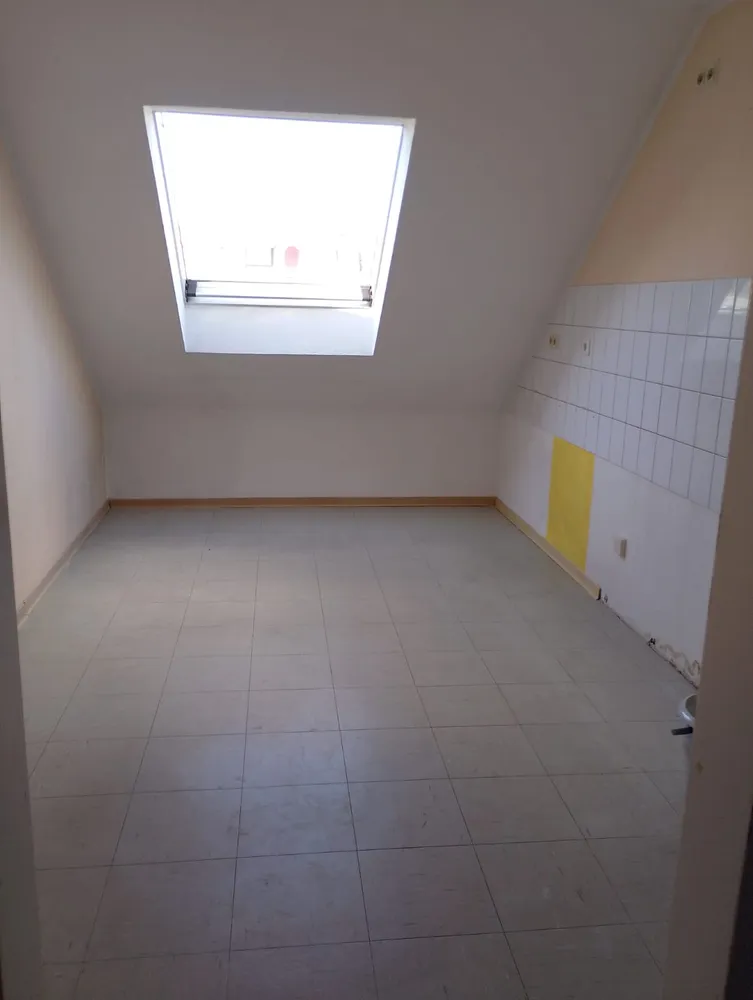 3 Zimmer Wohnung mit 75 m² in Köln – Bild 3