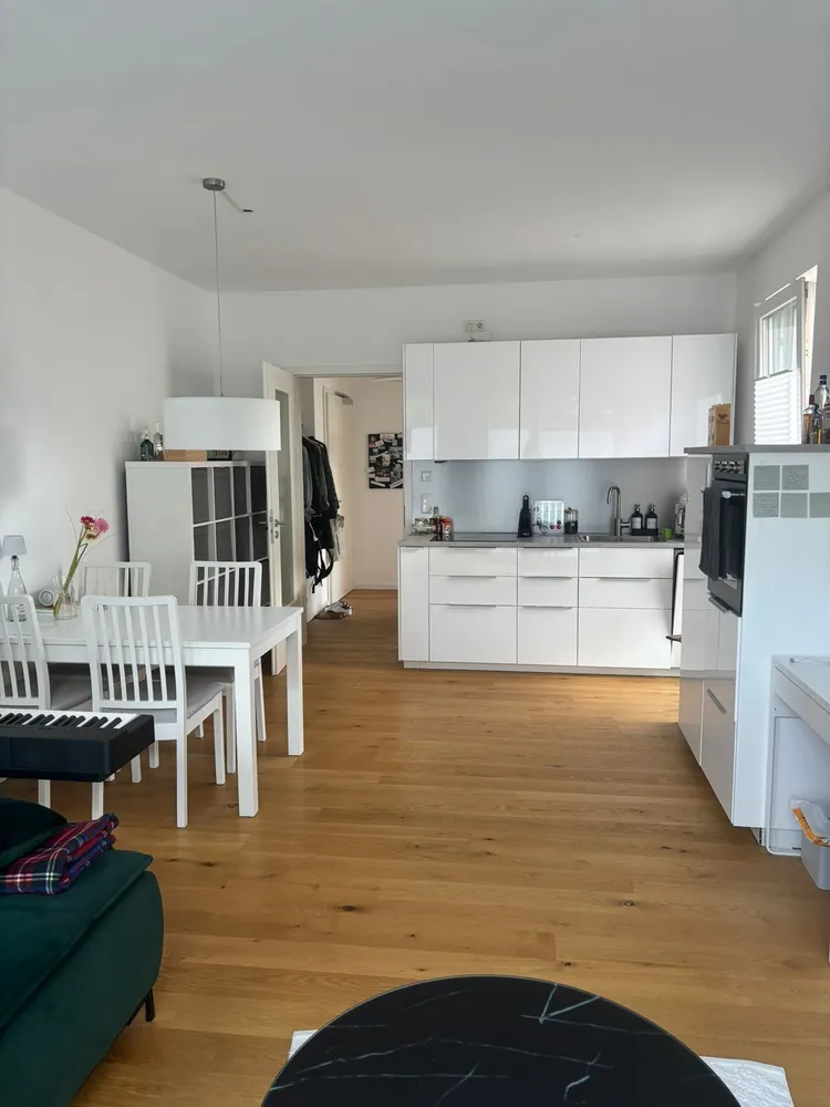 2 Zimmer Wohnung mit 53 m² in München – Bild 2