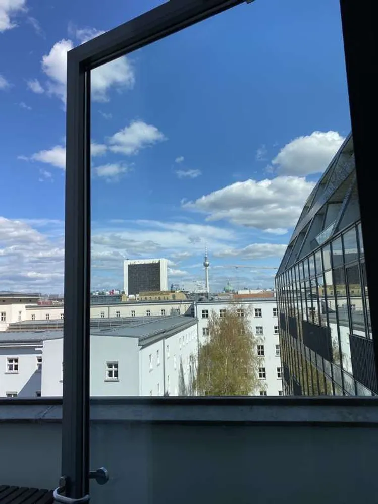 2 room apartment with 105 m² in Berlin – Photo 3