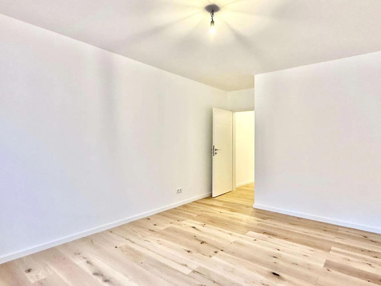 4 Zimmer Wohnung mit 168 m² in Düsseldorf – Bild 10