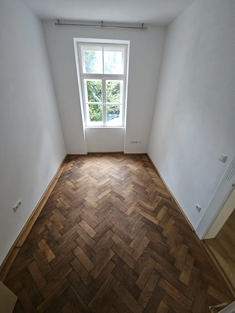 4 Zimmer Wohnung mit 95 m² in München – Bild 3