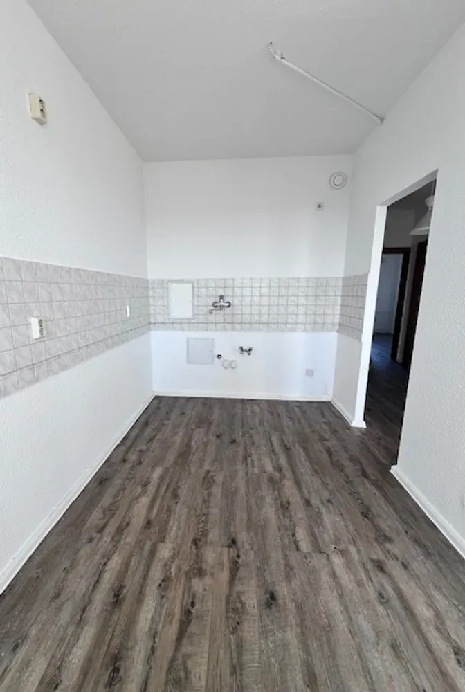 5 Zimmer Wohnung mit 77 m² in Halle (Saale) – Bild 6