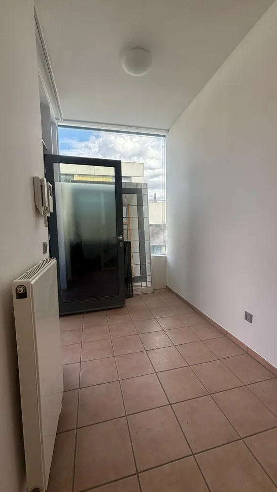 2 Zimmer Wohnung mit 100 m² in Krefeld – Bild 4