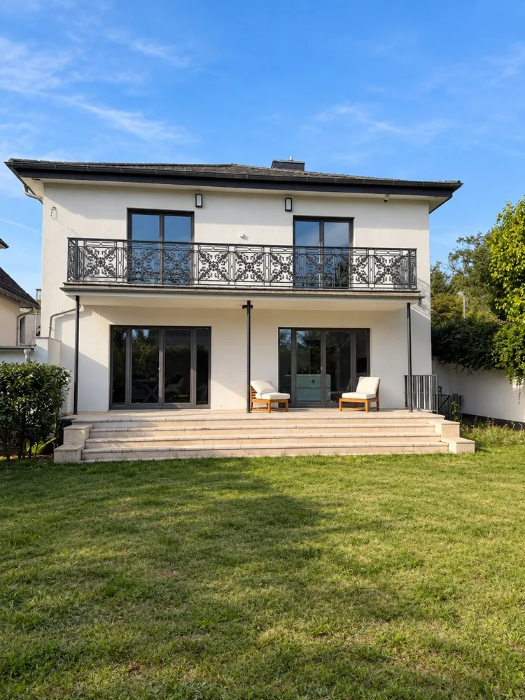 5 room house with 250 m² in Neu-Isenburg – Photo 2