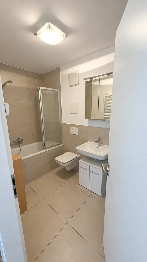 3 Zimmer Wohnung mit 101 m² in Wiesbaden – Bild 2