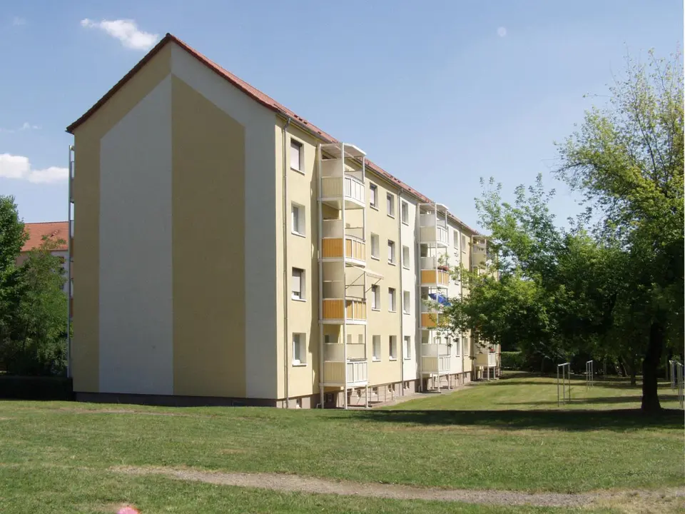 2 Zimmer Wohnung mit 52 m² in Riesa – Bild 2