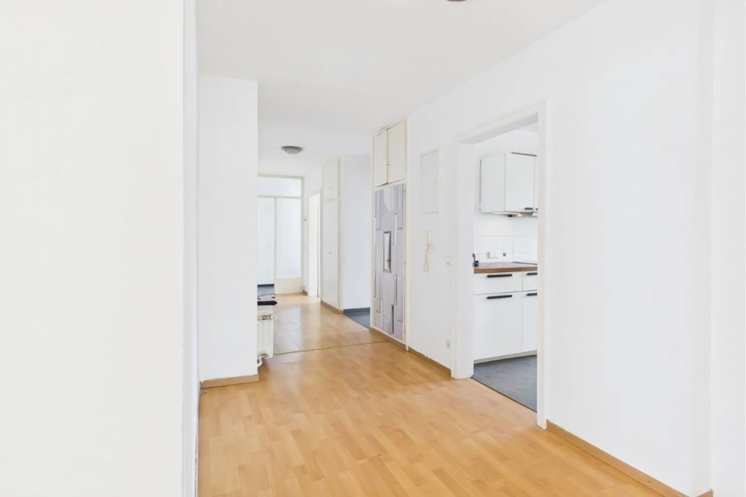 6 Zimmer Wohnung mit 110 m² in Stuttgart – Bild 4