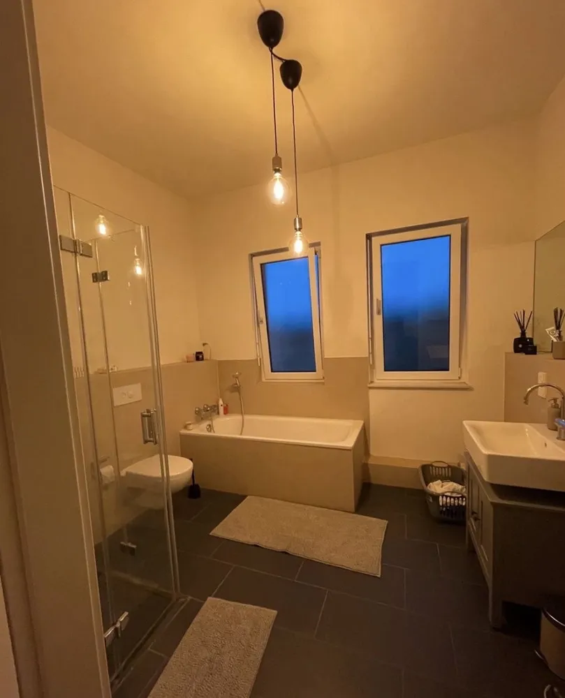 2 Zimmer Wohnung mit 54 m² in Köln – Bild 2