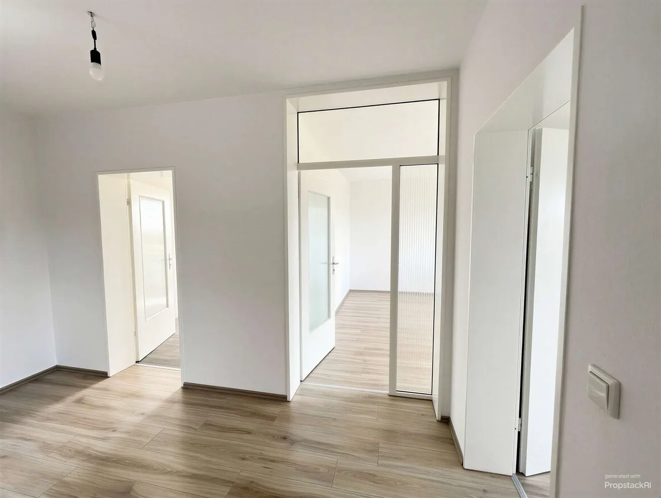 3 Zimmer Wohnung mit 76 m² in Krefeld – Bild 2