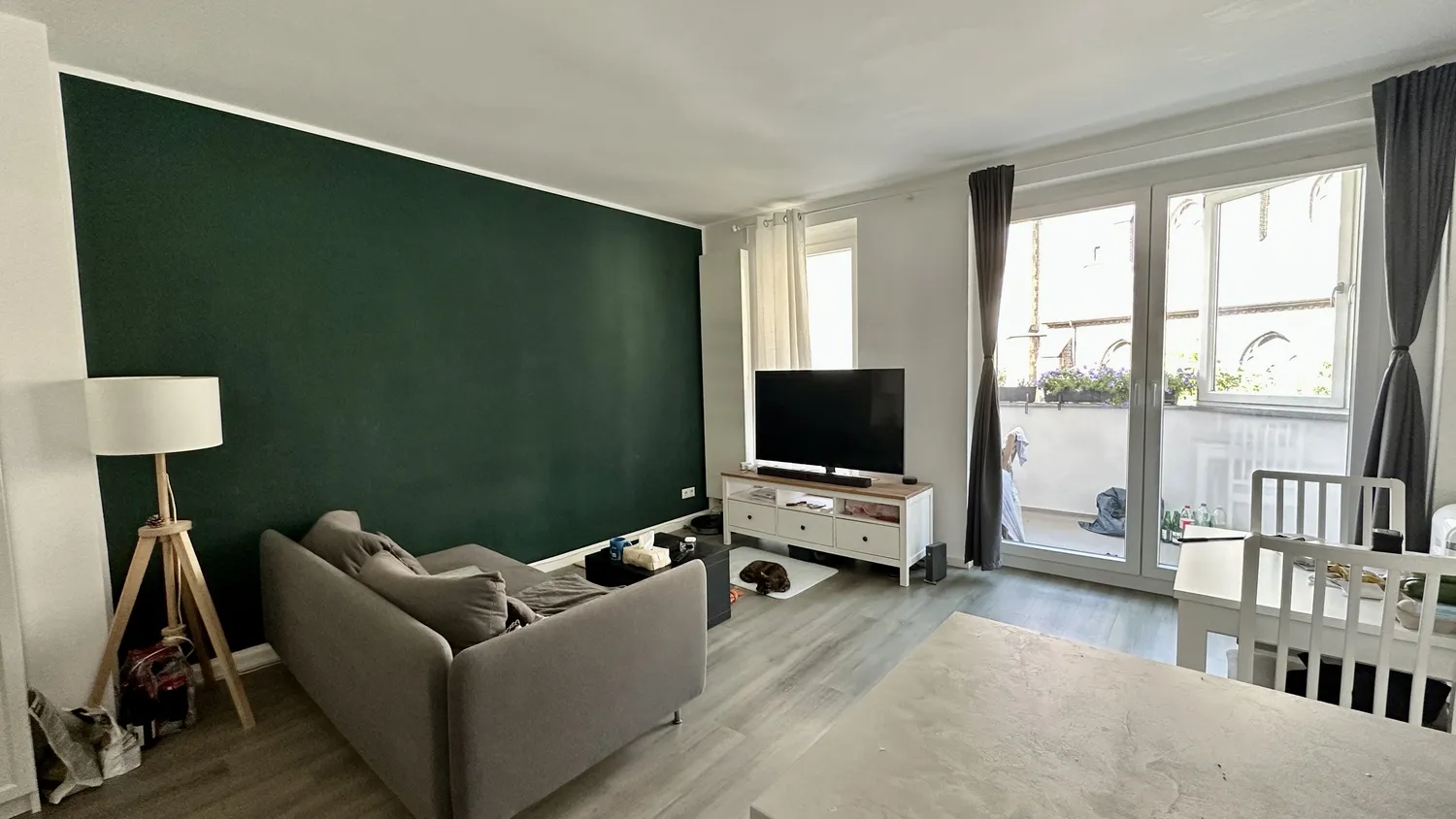 2 Zimmer Wohnung mit 60 m² in Düsseldorf – Bild 2