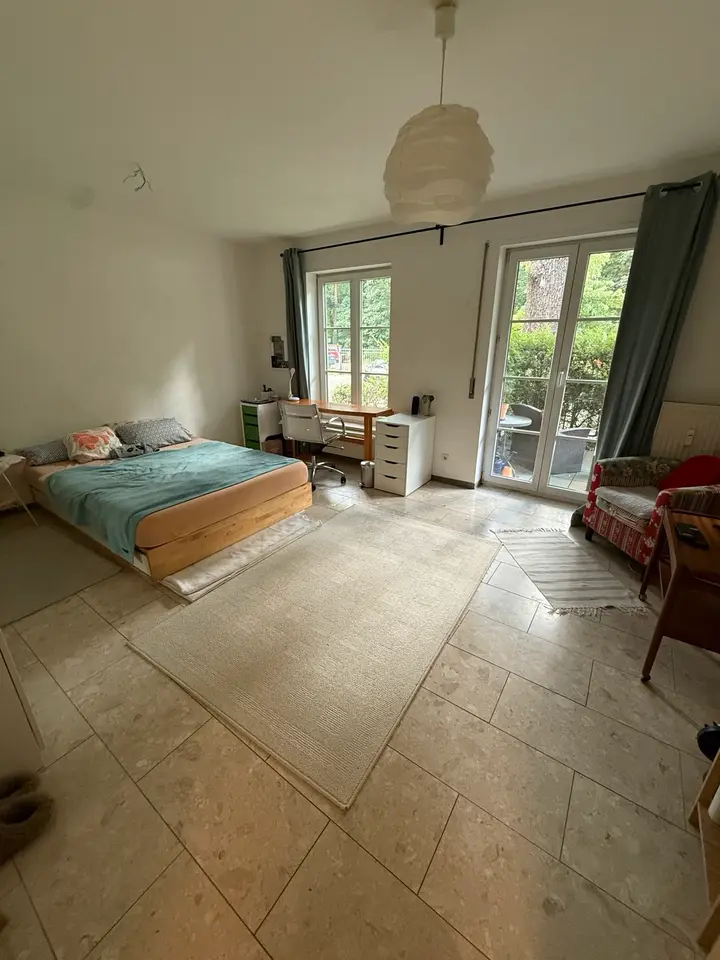 WG-Zimmer mit 140 m² in Falkensee – Bild 2