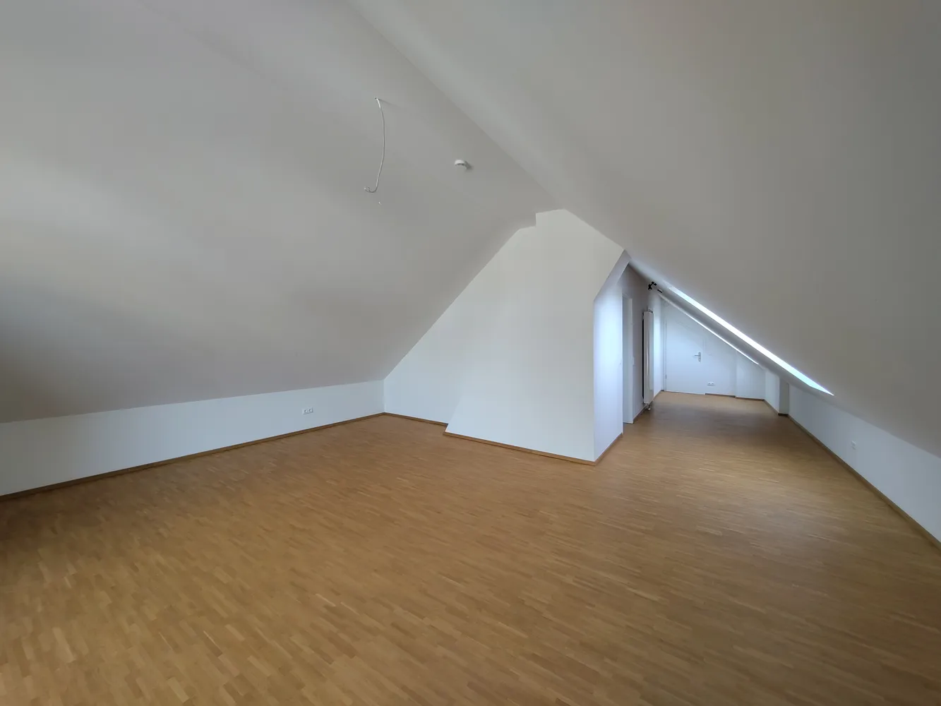 2 Zimmer Wohnung mit 87 m² in München – Bild 8