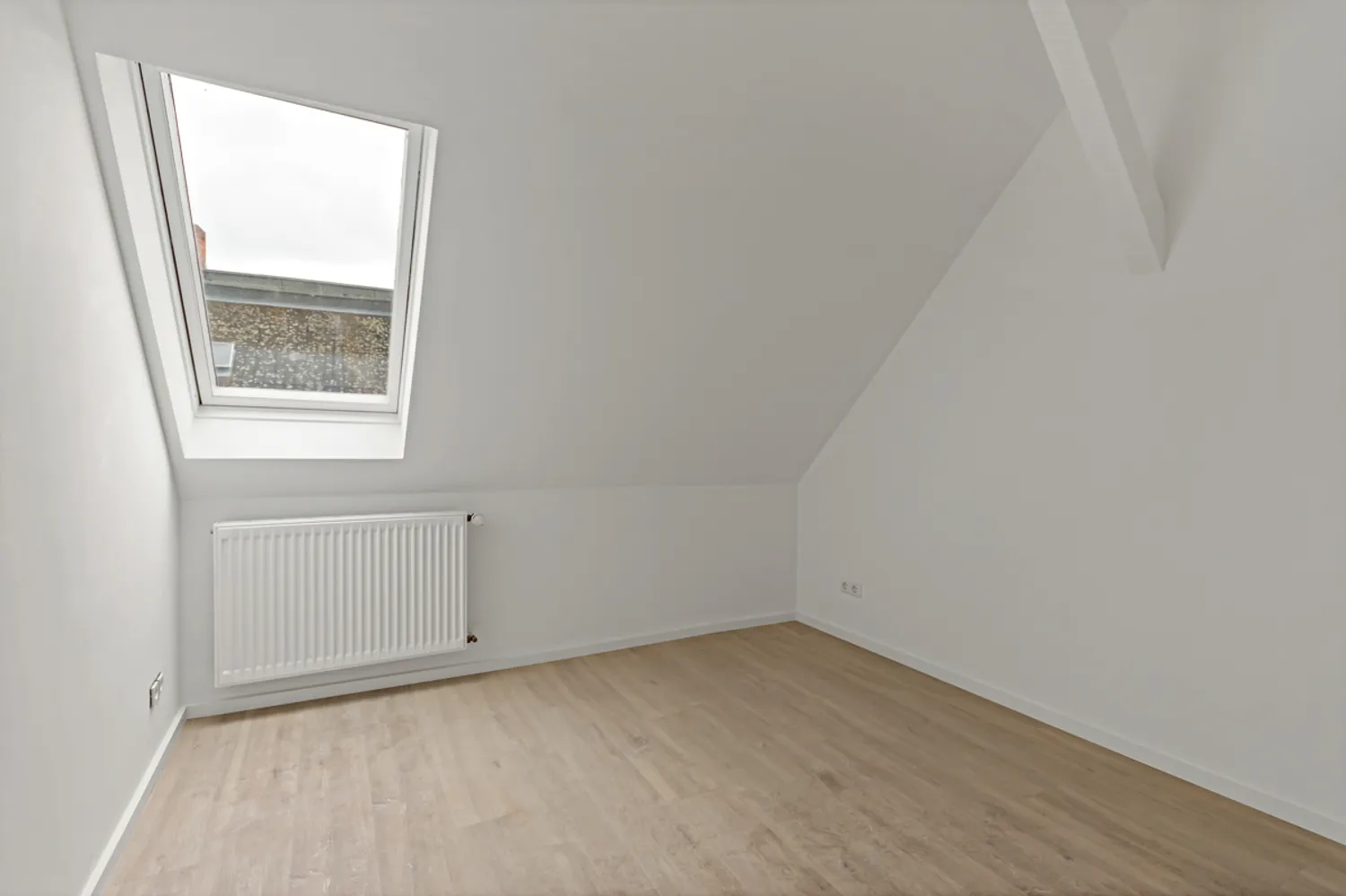 4 Zimmer Wohnung mit 92 m² in Halle (Saale) – Bild 3