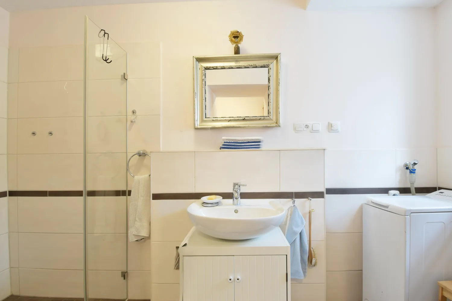 2 Zimmer Wohnung mit 76 m² in Hamburg – Bild 6