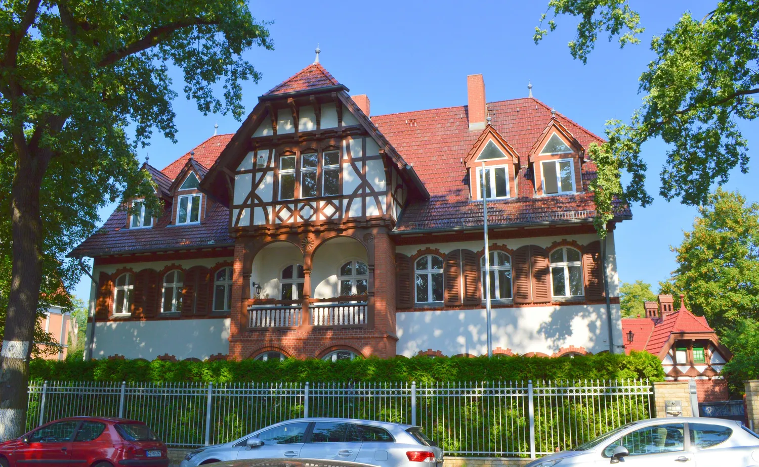 2 Zimmer Wohnung mit 82 m² in Berlin – Bild 1