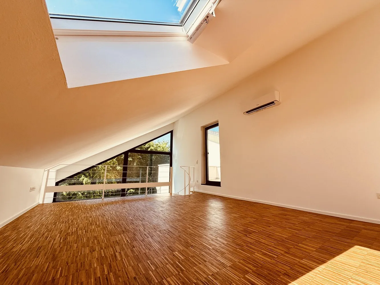 3 Zimmer Wohnung mit 92 m² in Köln – Bild 1