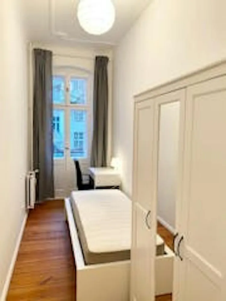 Shared room with 8 m² in Berlin – Photo 8