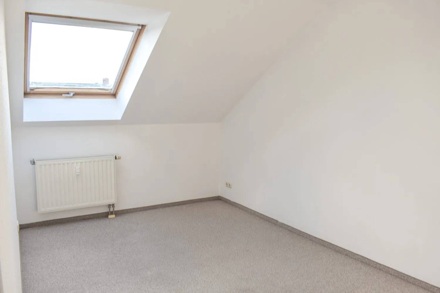 3 Zimmer Wohnung mit 74 m² in Plauen – Bild 2