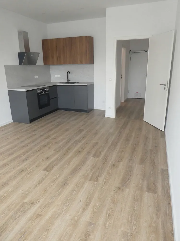 2 Zimmer Wohnung mit 73 m² in Berlin – Bild 9