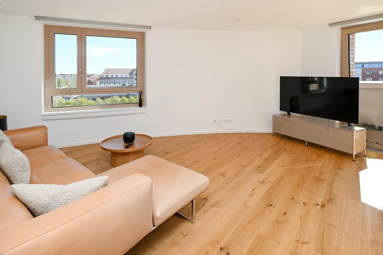 2 Zimmer Wohnung mit 86 m² in Hannover – Bild 2