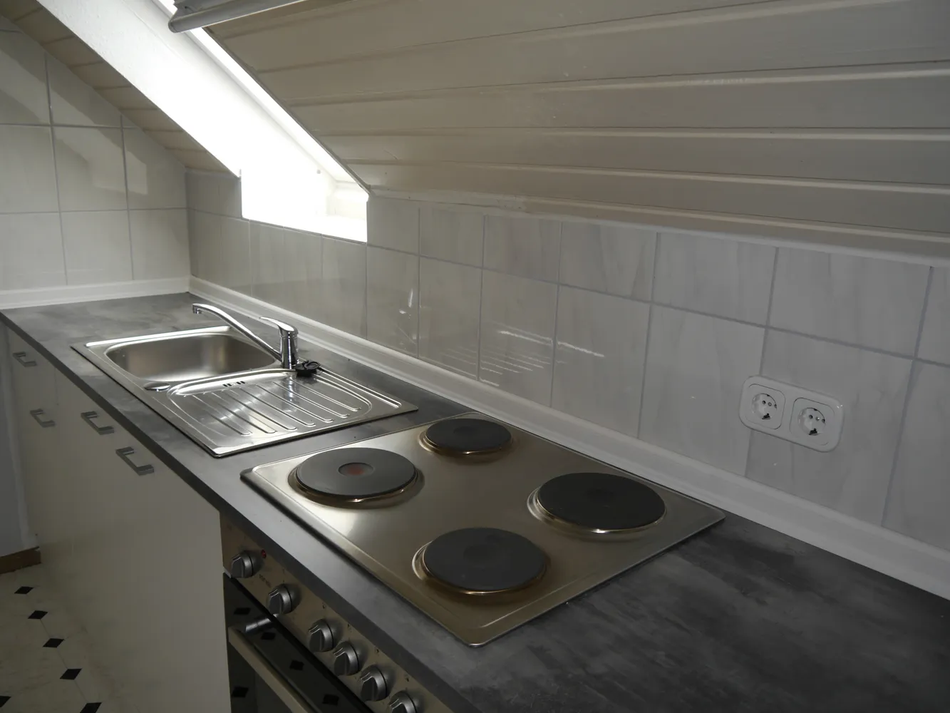1 Zimmer Wohnung mit 50 m² in Köln – Bild 9