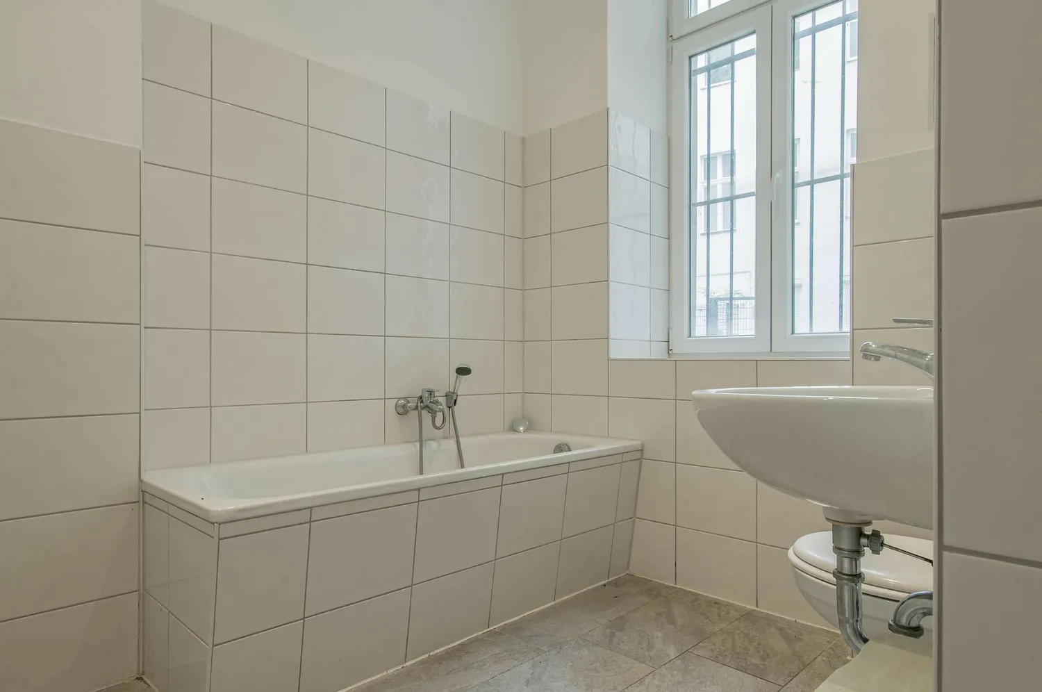 2 Zimmer Wohnung mit 65 m² in Berlin – Bild 6