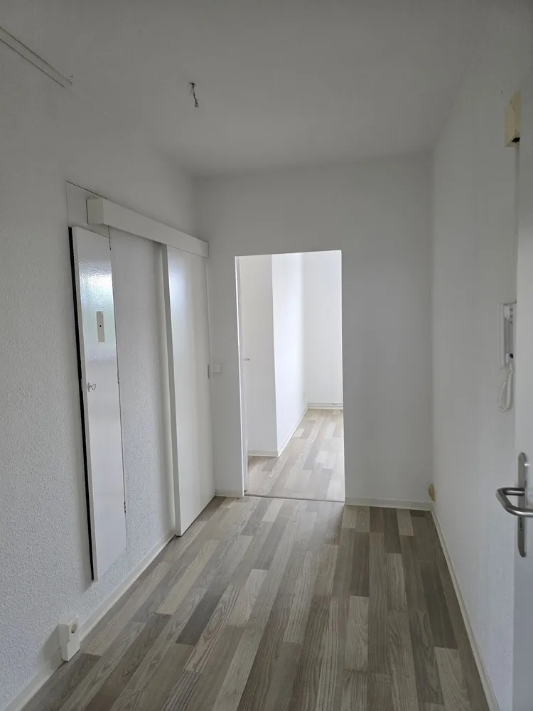 2 Zimmer Wohnung mit 54 m² in Halle (Saale) – Bild 3