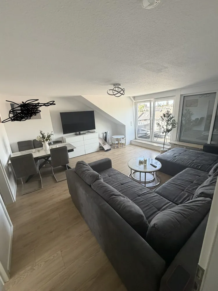 3 Zimmer Wohnung mit 73 m² in Krefeld – Bild 1