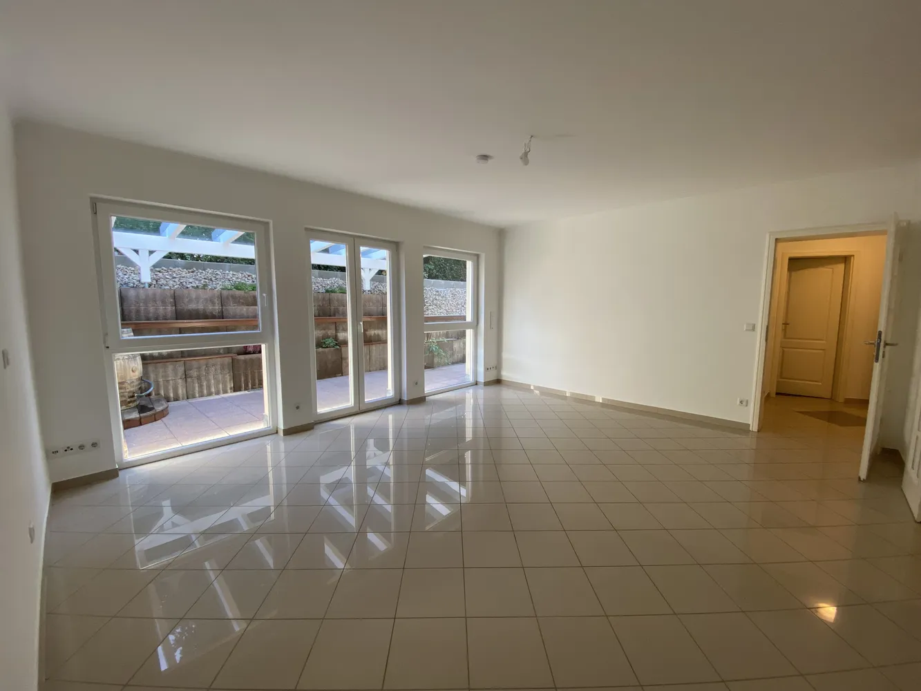 2 Zimmer Wohnung mit 63 m² in Bonn – Bild 1