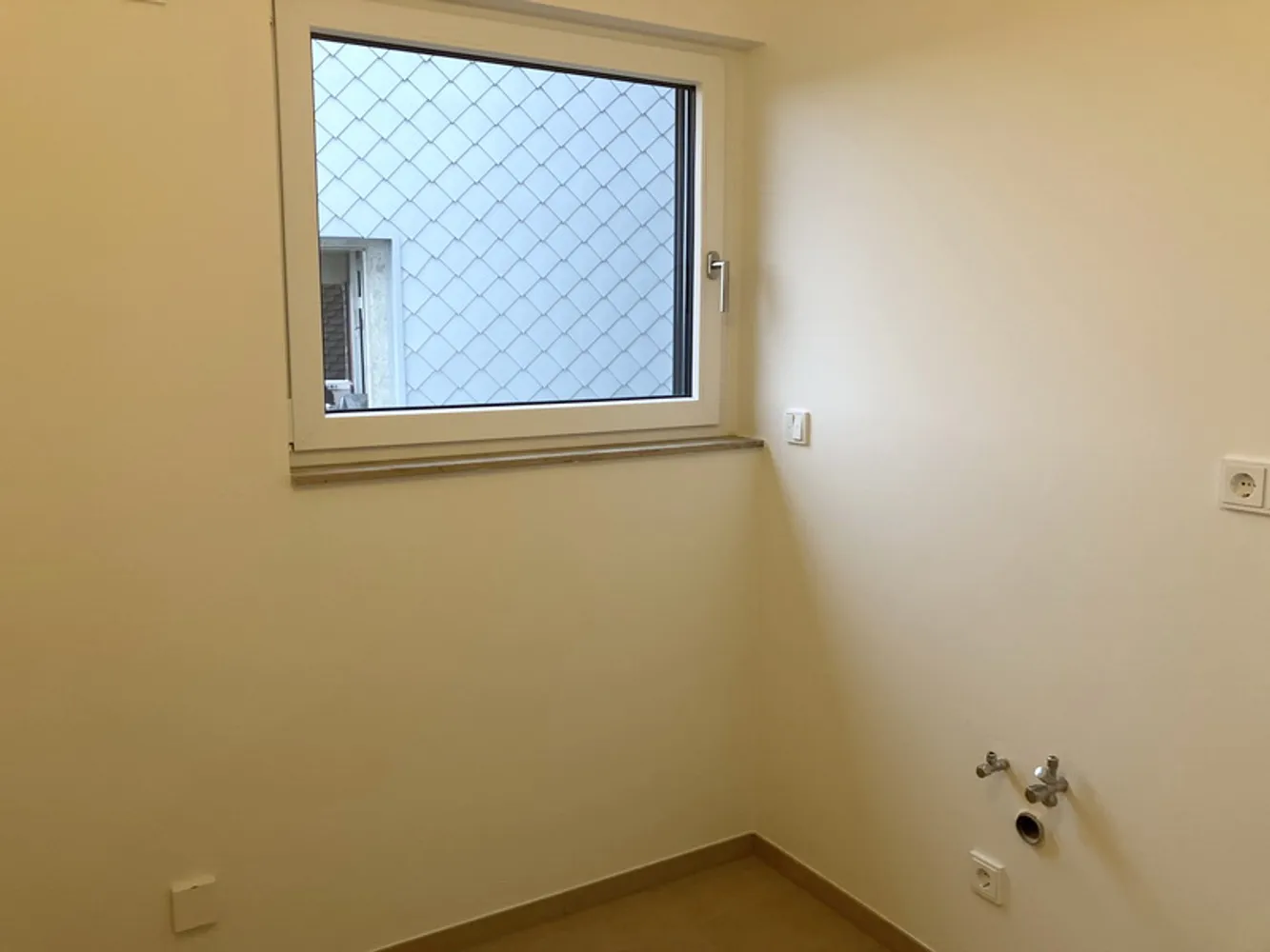 2 Zimmer Wohnung mit 66 m² in Bonn – Bild 3
