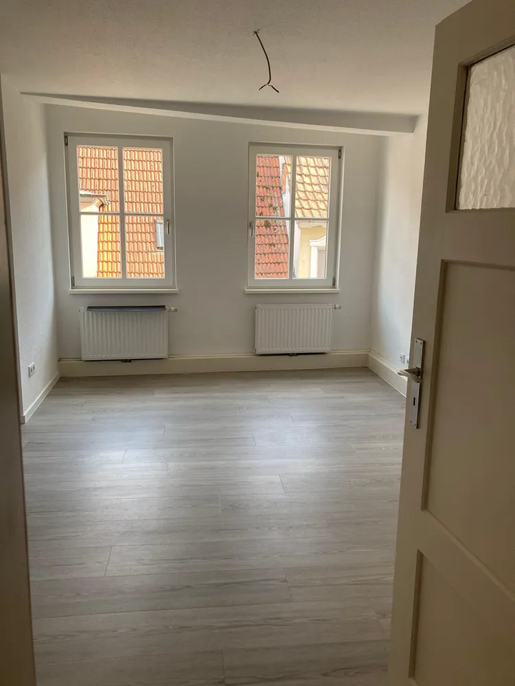 4 Zimmer Wohnung mit 100 m² in Schweinfurt – Bild 1