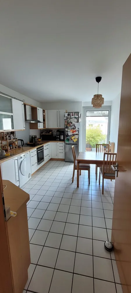 5 Zimmer Wohnung mit 150 m² in Düsseldorf – Bild 5