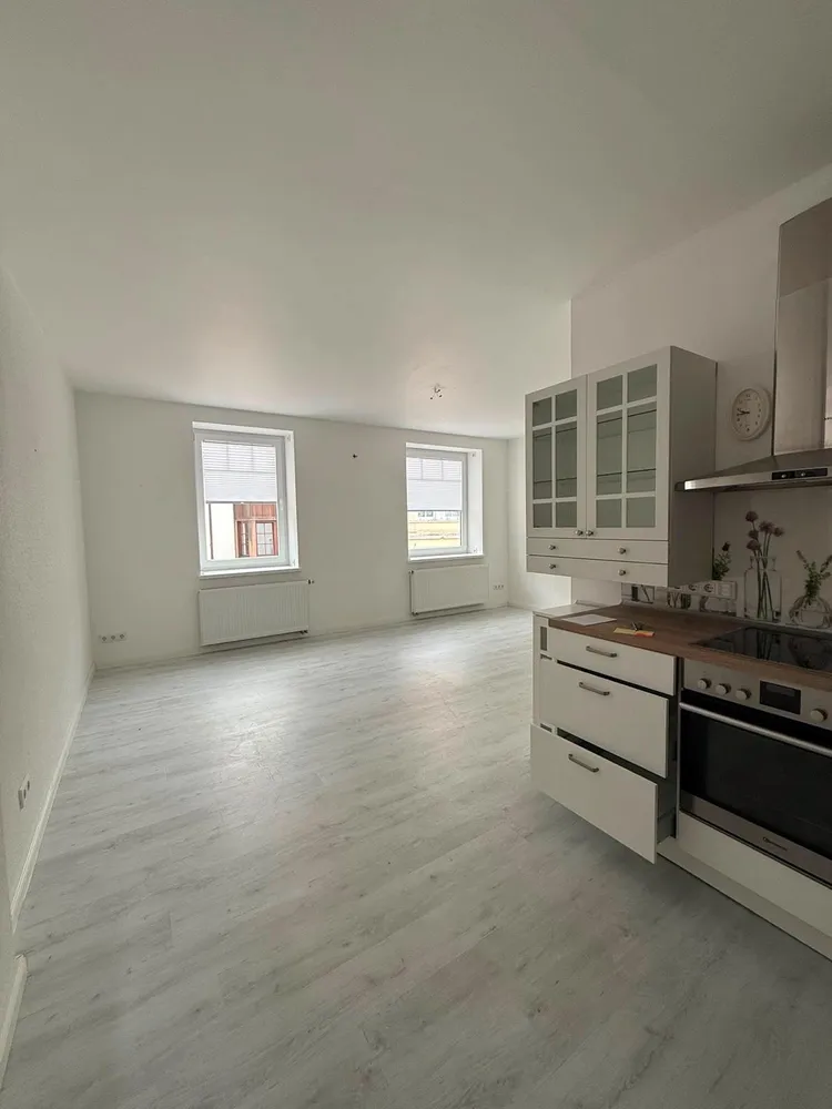 3 Zimmer Wohnung mit 82 m² in München – Bild 3