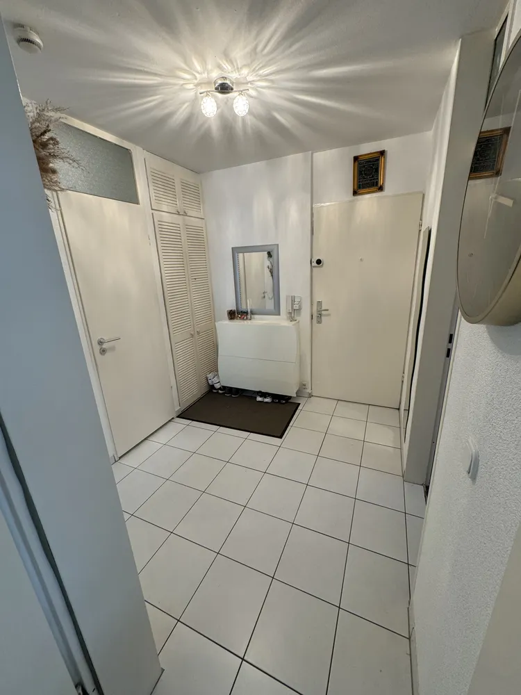 4 Zimmer Wohnung mit 90 m² in Wiesbaden – Bild 2