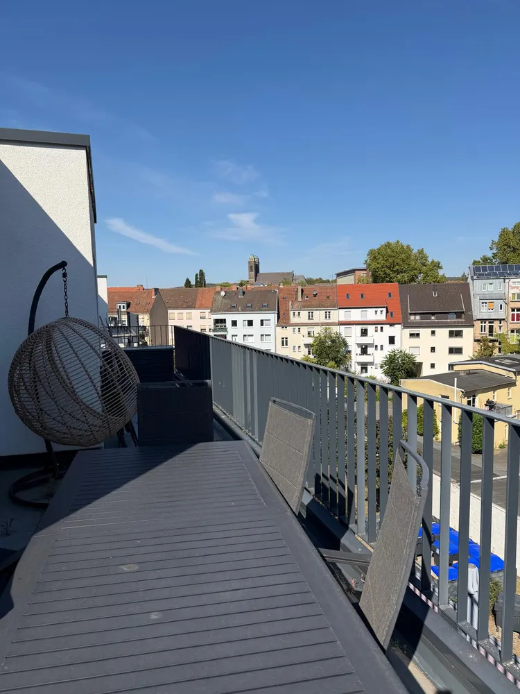 4 Zimmer Wohnung mit 104 m² in Saarbrücken – Bild 1