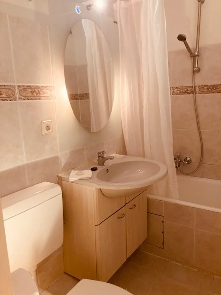 1 room apartment with 38 m² in Hamburg – Photo 9