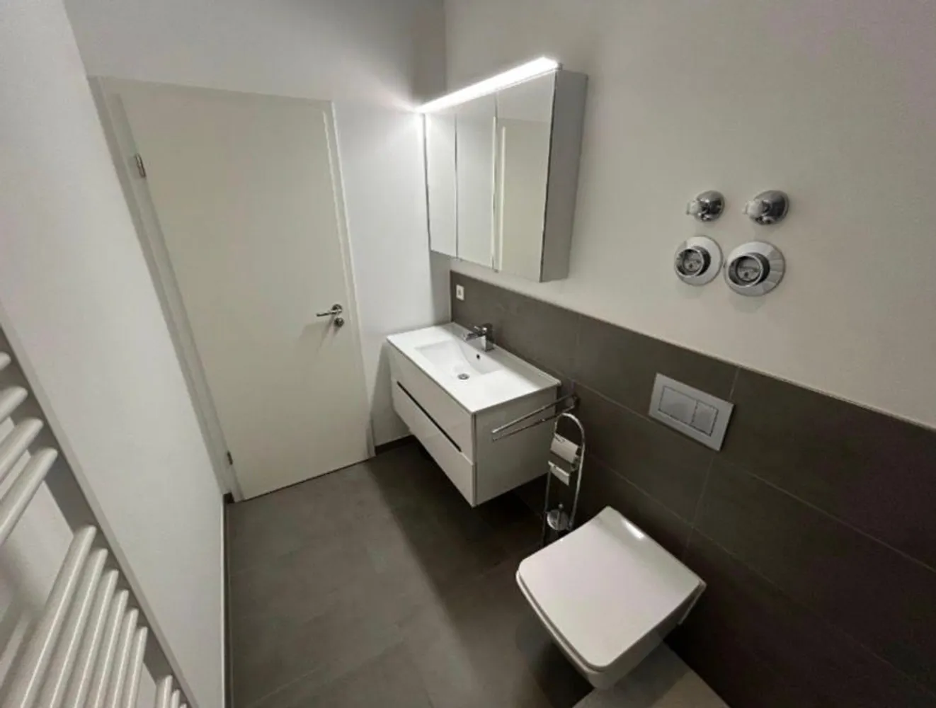 2 Zimmer Wohnung mit 39 m² in Wiesbaden – Bild 4