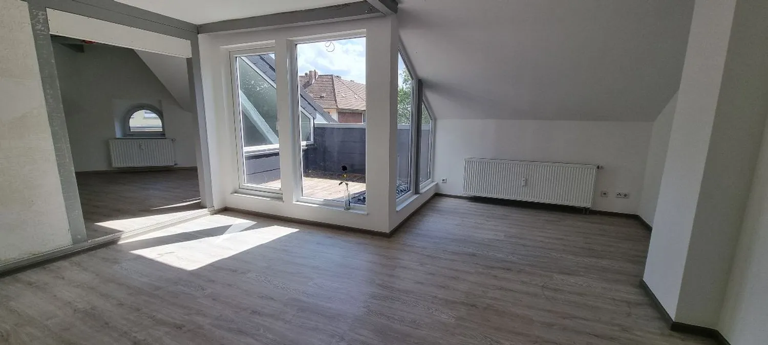 4 Zimmer Wohnung mit 100 m² in Duisburg – Bild 2