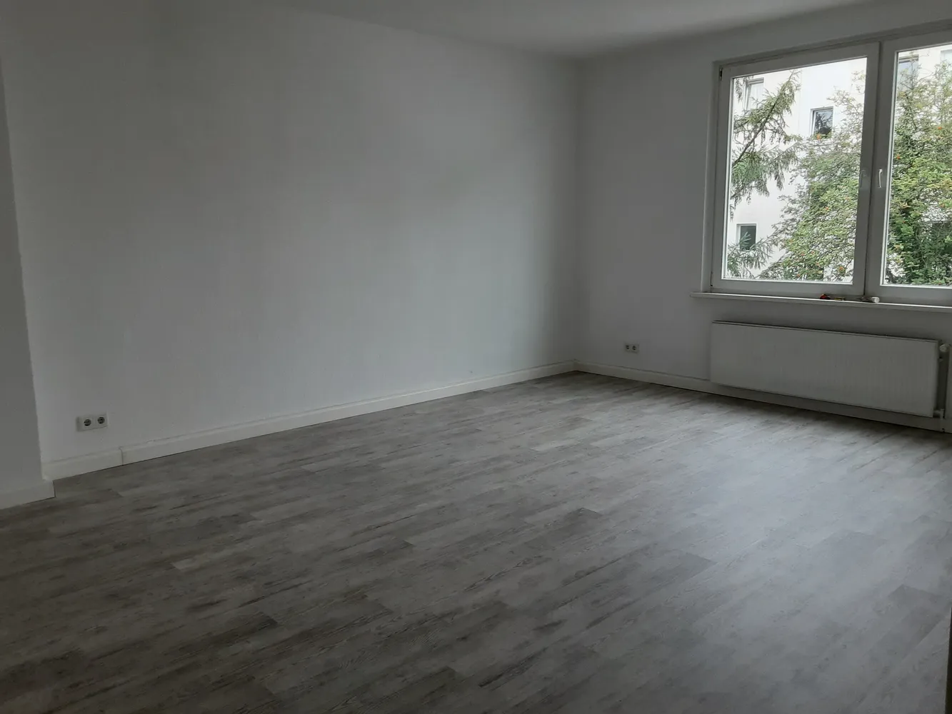 2 Zimmer Wohnung mit 75 m² in Hannover – Bild 2