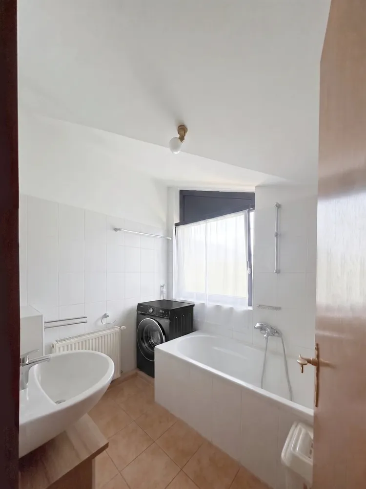 4 Zimmer Wohnung mit 95 m² in Köln – Bild 7