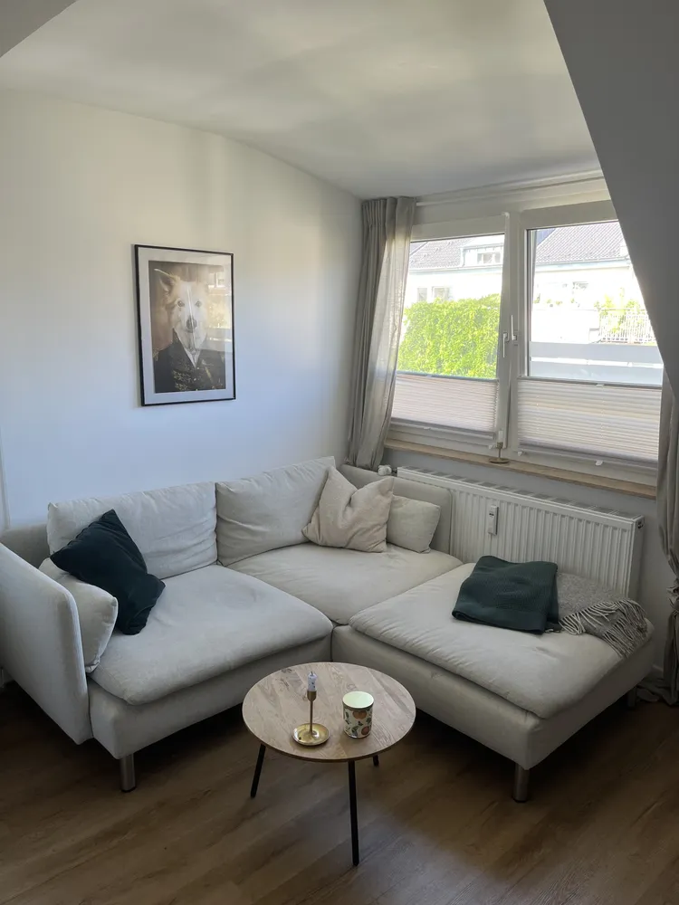 2 room apartment with 35 m² in Düsseldorf – Photo 1