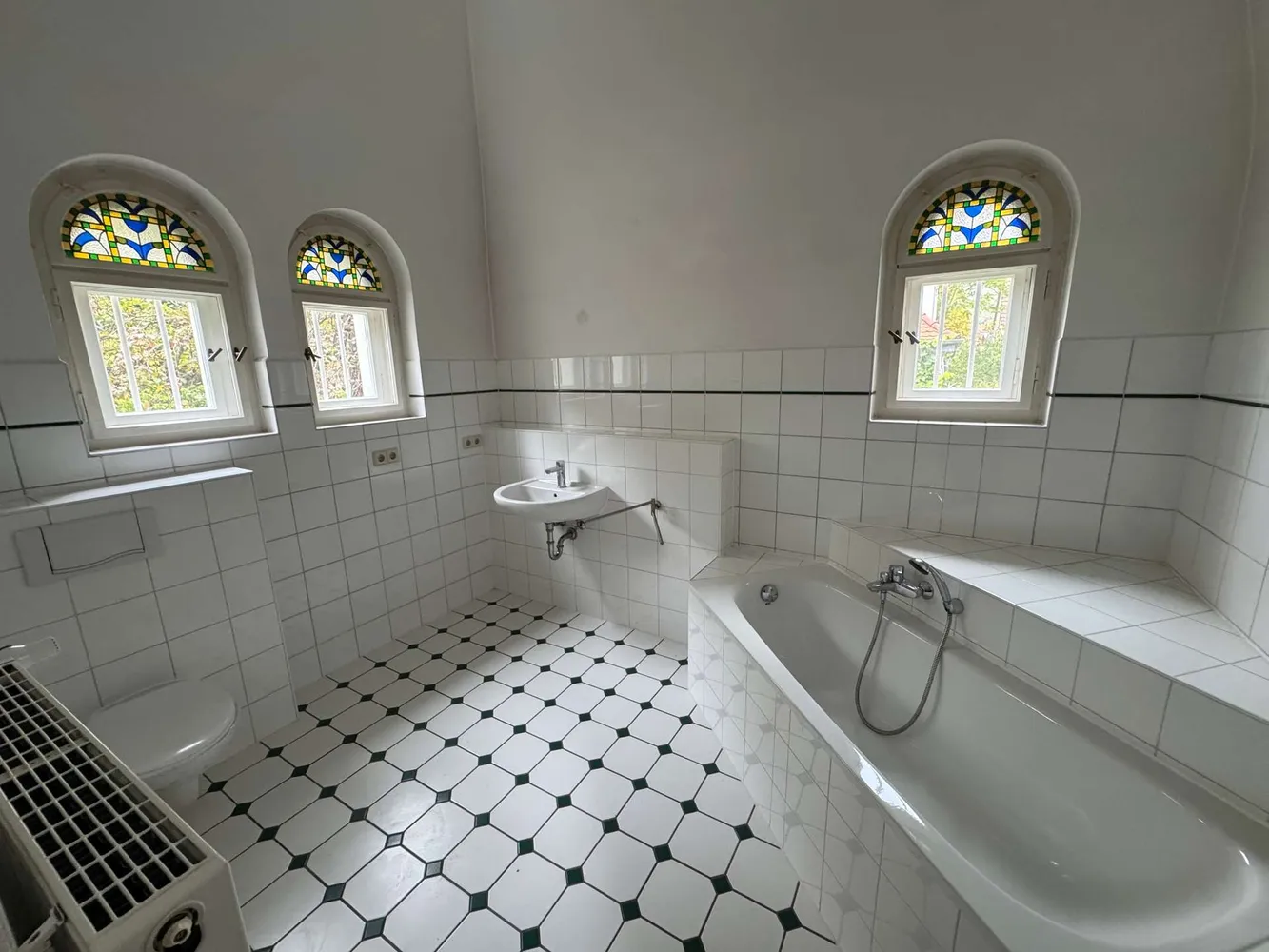 3 room apartment with 122 m² in Radebeul – Photo 1