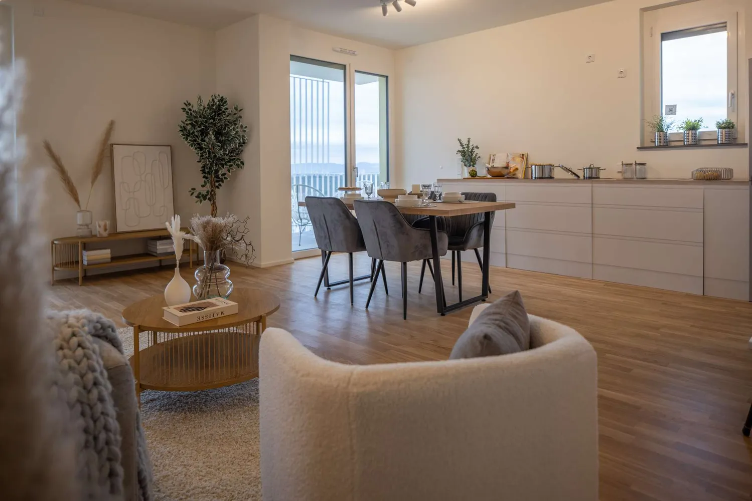 4 Zimmer Wohnung mit 106 m² in Mannheim – Bild 2